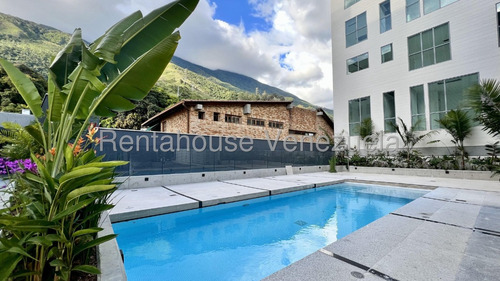 ¡¡apartamento Con Un Concepto Completamente Innovador, Amplias Panoramicas, Vista Privilegiada Y Urbanización Vip, Hermosa Sala Doble Altura! - Altamira - Luis Gomez - Mls #25-18504