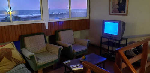 Imagen 2 de 5 de Venta- Duplex De 3 Ambientes En Calle 142 Y La Playa