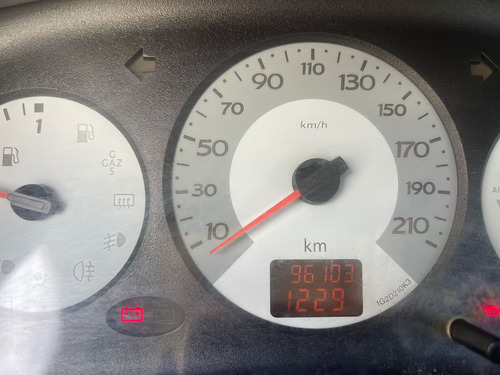 Renault Clio PACK 1.2 DA AA