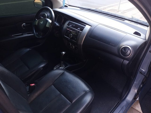 Imagem 8 de 14 de Livina 1.8 Sl 16v Flex 4p Automático