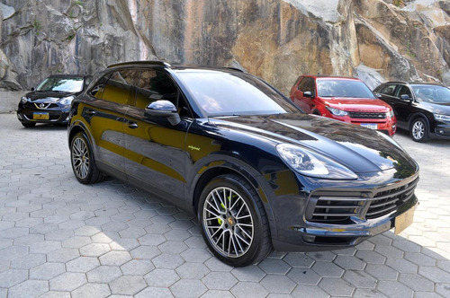 Porsche Cayenne E-HYBRID PLATINUM EDITION 3.0 V6 AT