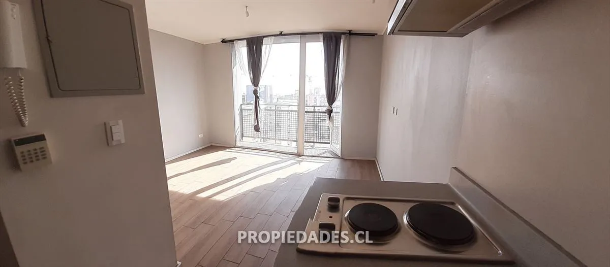 Imagen 2 de 15 de Departamento En Arriendo De 1 Dorm. En Santiago