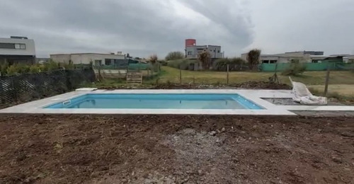 Imagen 14 de 18 de Casa En Venta En San Ramiro - Pilar Del Este