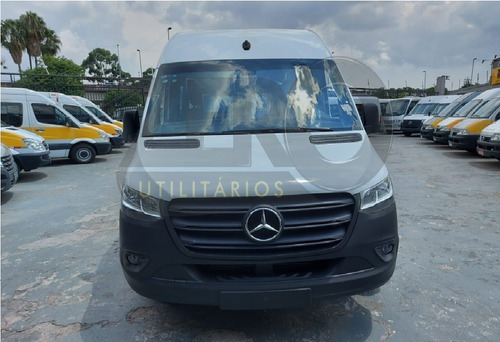 Imagem 2 de 14 de Van Sprinter 516 2020 0km 18 Lugares Executiva Extra Longa