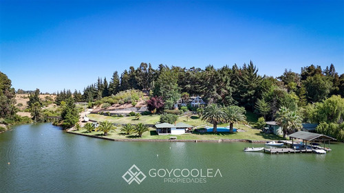 Casa En Venta De 4 Dorm. En La Estrella
