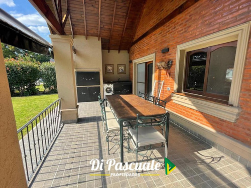Venta Chalet En 2 Plantas Sobre 660 M2 En Country Club Banco Provincia