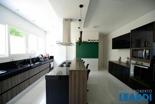 Imagem 3 de 14 de Casa Em Condomínio - Tamboré - Sp - 540818