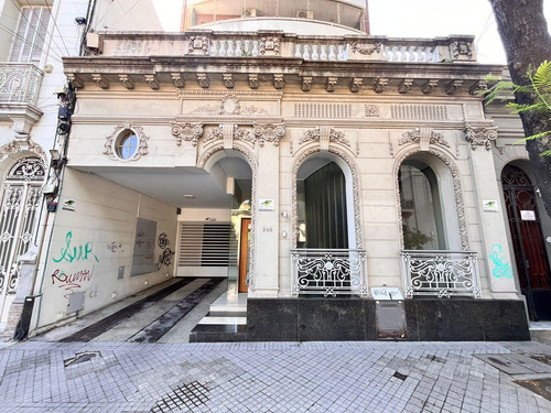 Venta- Departamento De 3 Dormitorios, Con Cochera Y Amenities En Centro Rio, Rosario. Apto Crédito.