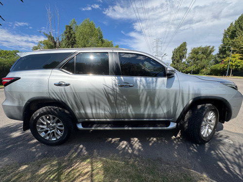 Toyota SW4 2.8 Srx 204Cv 4X4 7As At