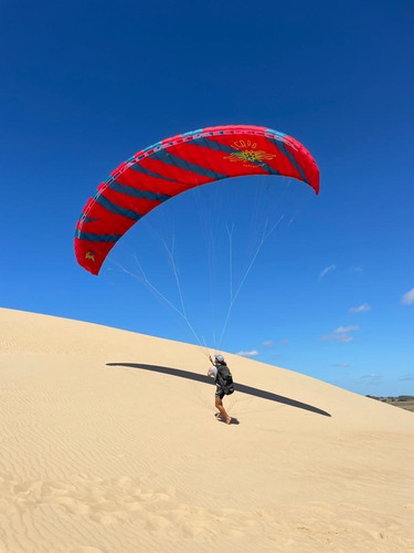 Imagen 2 de 10 de Parapente