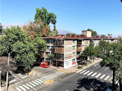 Ideal Para Proyecto Hostal, Centro Medico O Institucional