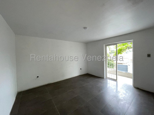 Alquiler De Casa En La Floresta Cl Mls 25-21500