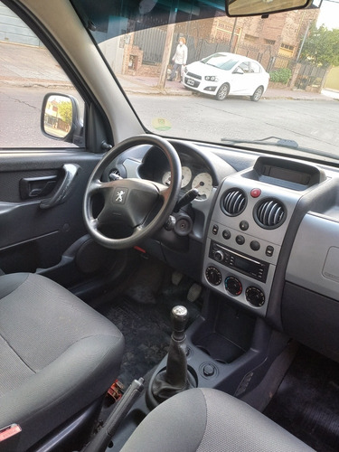 Imagen 4 de 15 de Peugeot Partner Patagónica 2015 1.6 Hdi Vtc Plus