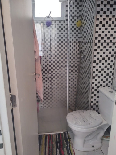 2 Quartos, 1 Banheiro, Cozinha,sala E Lavandeira