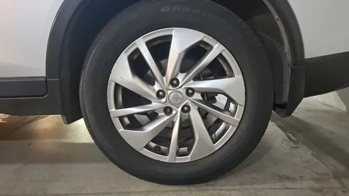 Nissan X-Trail 2.5 ADVANCE 3 ROW AUTO