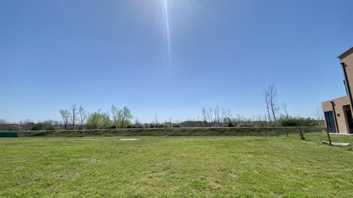 Terreno En El Naudir A La Venta - 850 M2 - Fondo Al Norte