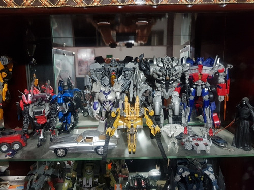 Transformers Deluxe Class Bumblebee Barricade Optimus Prime (Usado)