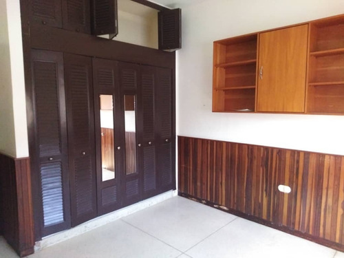 Imagen 3 de 9 de Casa Trigal Desocupada