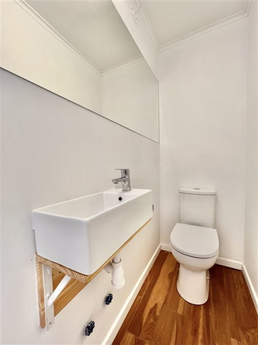 Imagen 13 de 22 de Casa Remodelada En Venta Estoril Las Condes Campanario