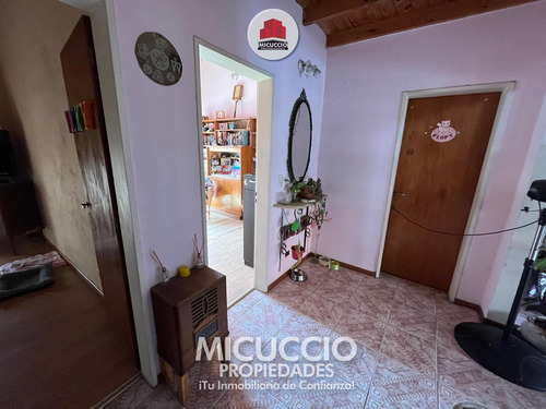 Local Con Depósito Y Departamento En Venta, Gelves 283, Belén De Escobar