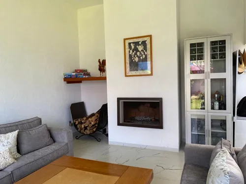 Casa En Venta En Fracc. Con Vigilancia. Lomas Tetela, Cuernavaca