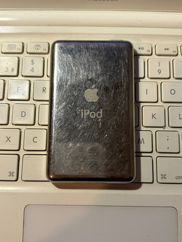 Ipod Classic 7th Generación De 160gb Plateado (Usado)
