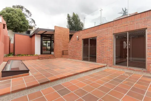 Casa En Venta En Niza Norte. Cod V3805