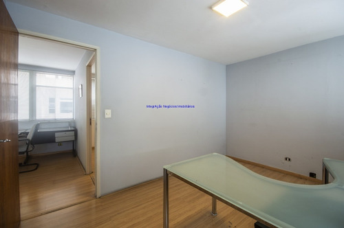 Imagem 7 de 10 de Conjunto Comercial 74m², 02 Banheiros E 01 Vaga Na Garagem. Condomínio Com Portaria E Segurança 24hrs. Excelente Localização - 21101103 - 70183838