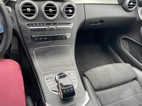 Imagen 13 de 15 de Mercedes C300 Coupe