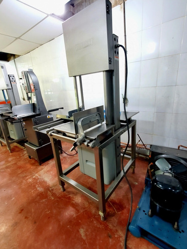 Imagen 4 de 10 de Sierra Para Carnicería Industrial Marca Hobart Americana 3hp