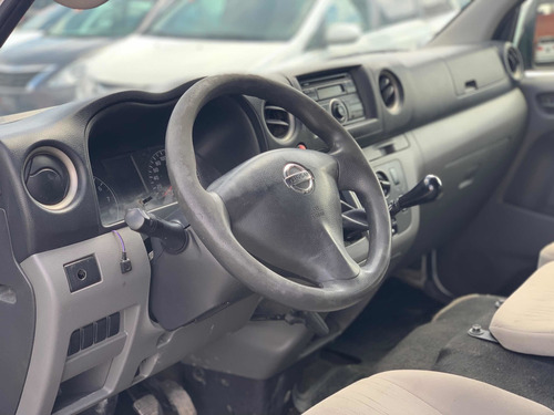 Imagen 12 de 15 de Nissan Urvan 2.5 15 Pas Amplia Aa Mt 2016