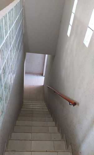 Imagen 2 de 16 de Ph En Venta - 1 Dormitorio 1 Baño 35mts2 - Berisso