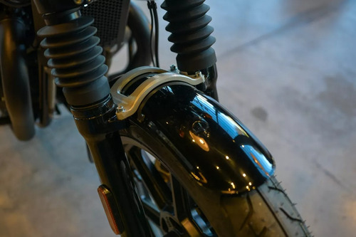 Interceptor 650 - Black Ray Negra - Financiada