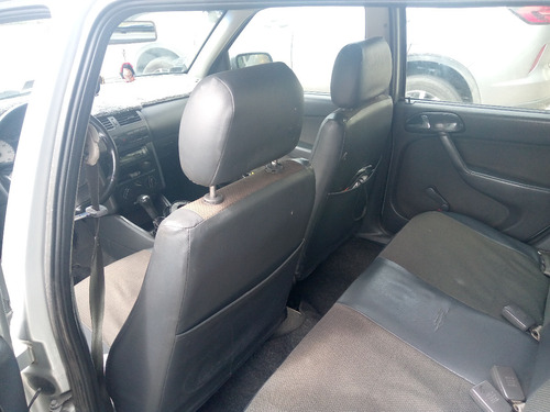 Volkswagen Gol Comfort 1.8 (negociable)