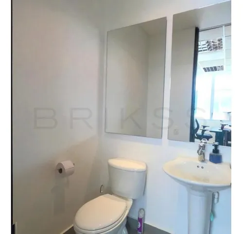 Oficina En Arriendo/venta En Chico Norte. Cod V1648