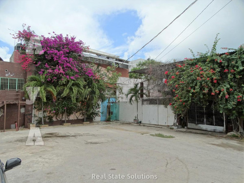 Local Comercial 355 M2 En Venta/renta, 2 Accesos, López Portillo, Crucero, Cancún