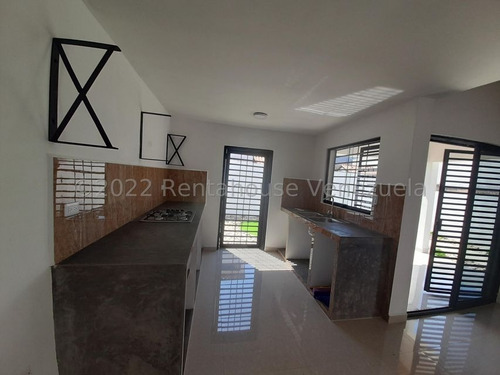 Imagen 16 de 17 de Eloisa Mejia Rentahouse Vende Casa En La Cumaca San Diego 22-21555