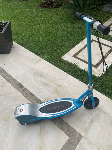 Scooter Electrico Marca Razor E200 (Usado)