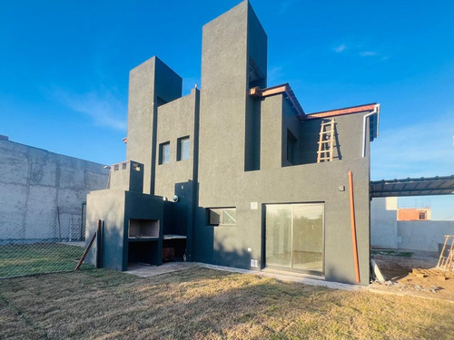 Alquiler Casa 3 Dormitorios Docta
