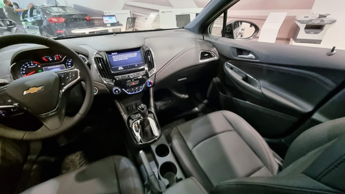 Imagen 12 de 25 de Chevrolet Cruze Rs 5 Puertas Autopartes 0km 2022 Vm