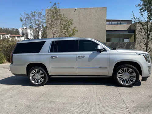 Cadillac Escalade ESV 6.2 Platinum At