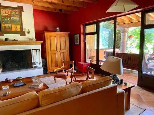 Casa De Campo, Con Pozo De Agua Propio, En Venta, En Huasca De Ocampo