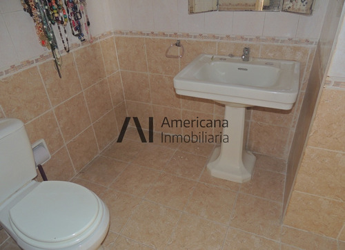 Casa En Venta - Pocitos - A Reciclar - Oportunidad!!