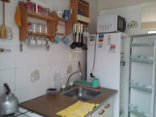 Imagen 9 de 12 de Duplex Al Frente Amoblado - Calle 1 N° 8460 Mar Del Tuyu