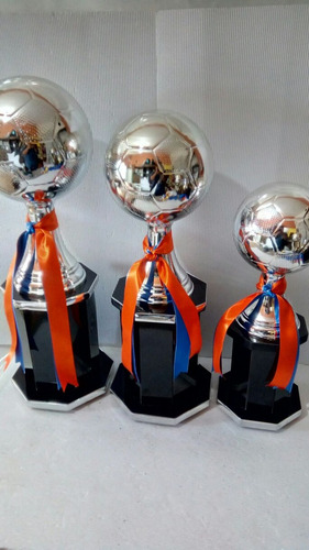 Trofeos De Futbol Balon Tercia