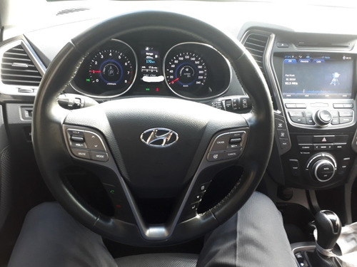 Hyundai Santa Fé (07 Lugares)