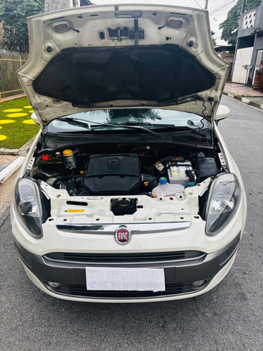 Fiat Punto 1.6 16V Essence Sp Dualogic Flex 5P
