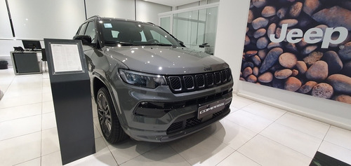 Imagen 3 de 14 de Jeep Compass Serie S