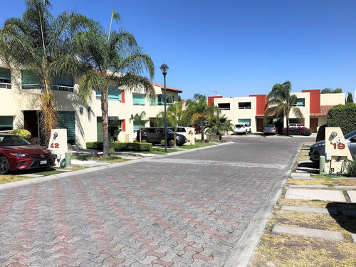 Condominio Rinconada Del Sur, Centro Sur. Querétaro - Casa En Renta