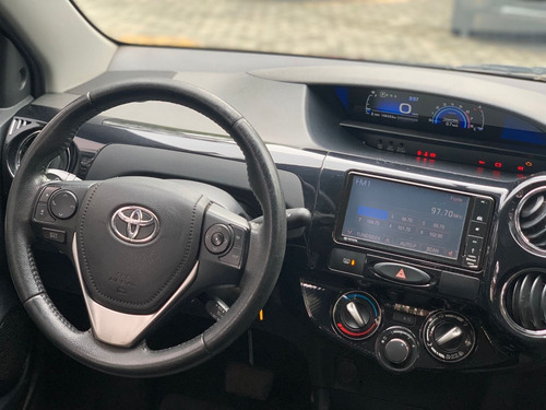 Imagem 9 de 10 de Toyota Etios Etios Sedan Xls 1.5 Flex 2016/2017